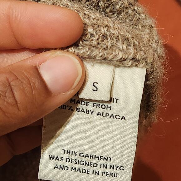 $550 Hesperios Faro Sweater 100% Baby Alpaca Beige Ecru Pullover Sz Small Unisex - Picture 9 of 13